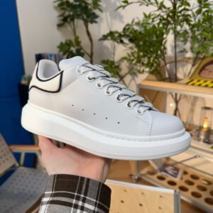 Alexander McQueen Oversized Sneaker in White Black